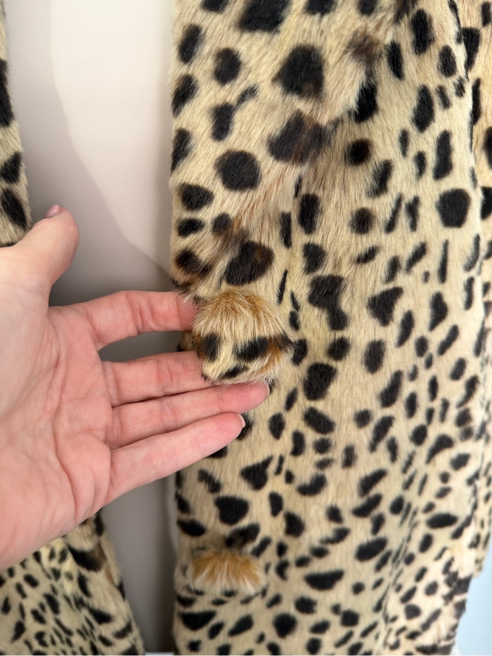 Cabi Faux Fur Jacket - Picture 3 of 4